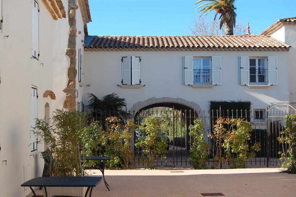 Chateau De La Clapiere Hyeres Room photo